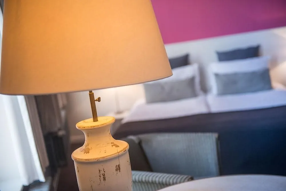 Hotel Montanus Bruges 4*,